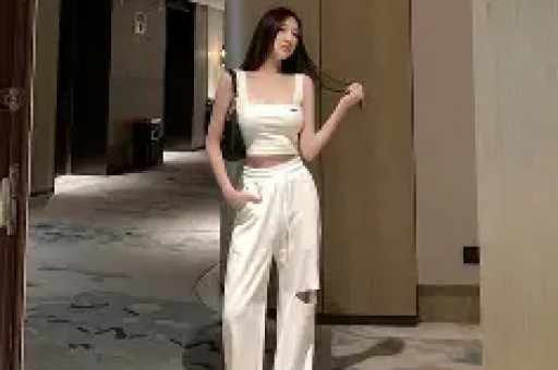 需跪地穿鞋手接口水让助理睡浴缸走廊明星耍大牌有多离谱